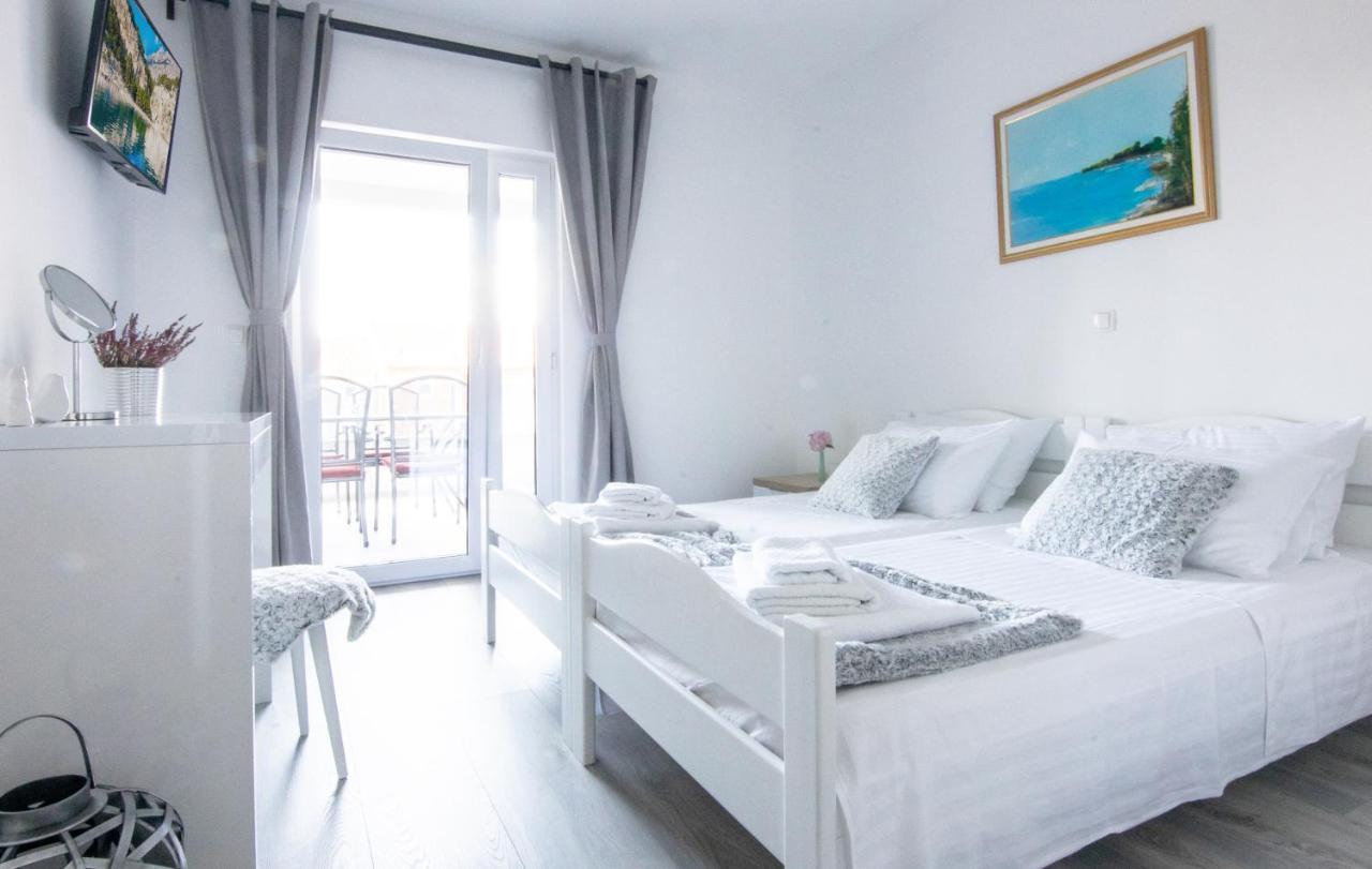 Crystal Apartment *